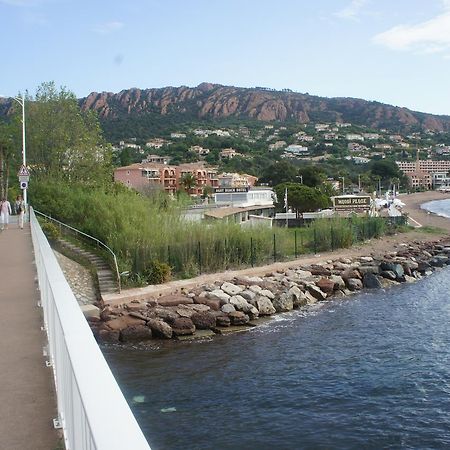 Agay Beach Hotel Saint-Raphael  Ngoại thất bức ảnh